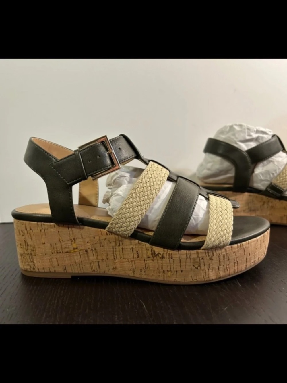 NWOB VIOLET & RED Capree Woven Braid Platform Cork Sandals Olive Sz 8